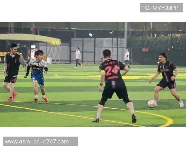 高清足球打架视频集锦精彩瞬间尽在此处让你大开眼界